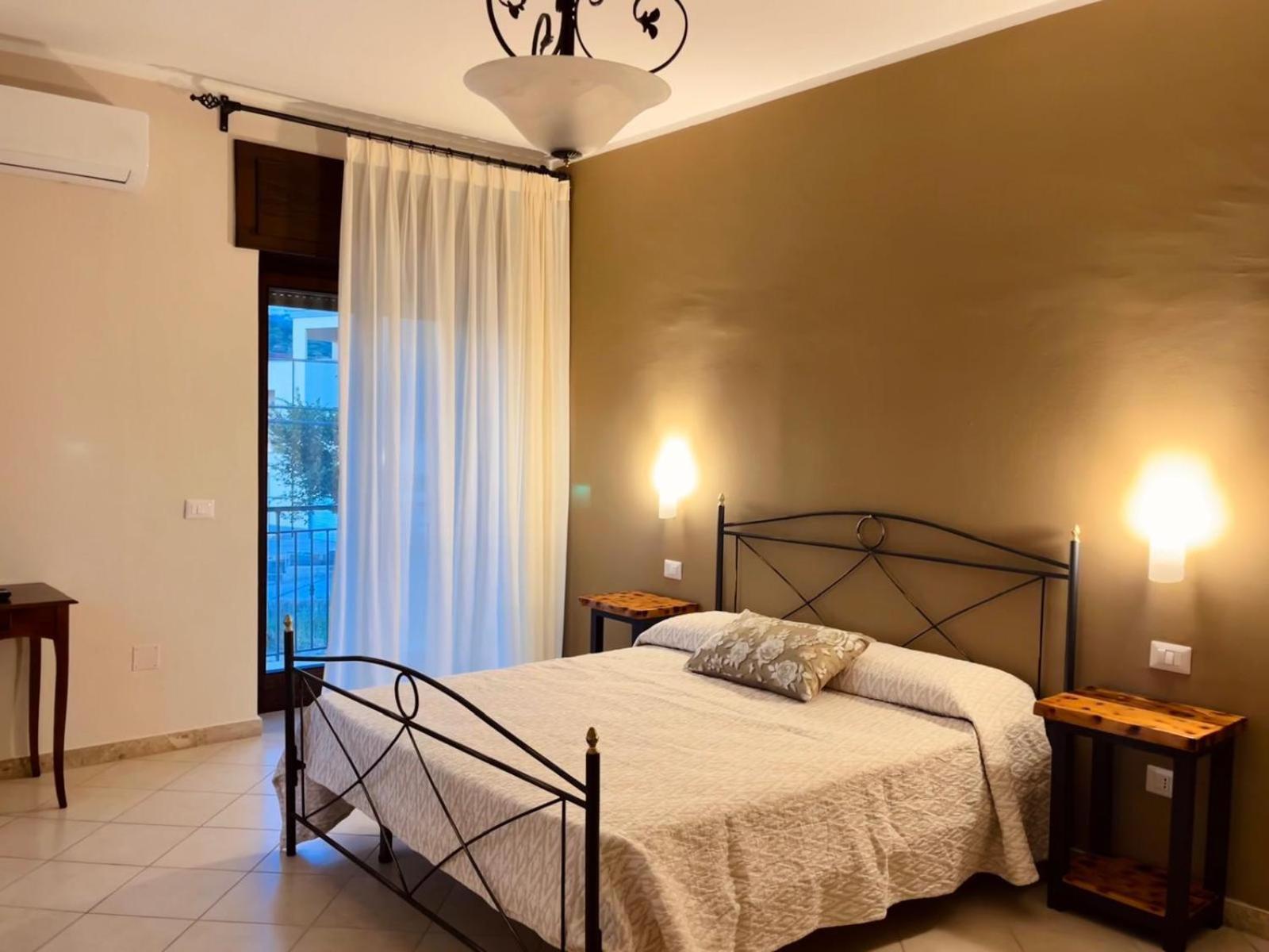 B&B Tempa Rossa Roccadaspide Esterno foto